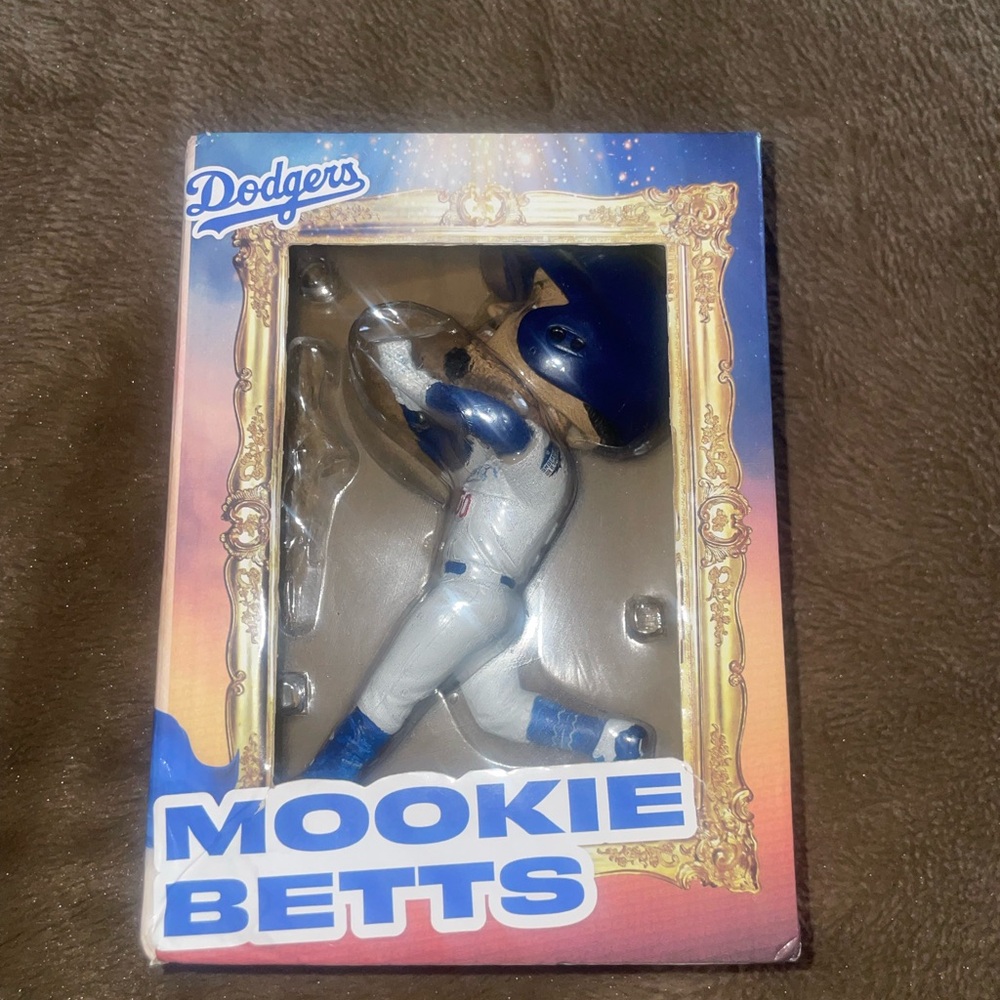 Dodgers Mookie Betts bobble head